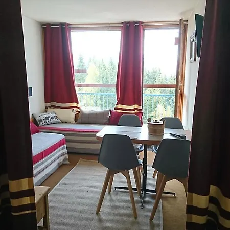 Apartment St Maurice Les Arcs 1800: Panoramic Mountain Retreat Bourg-Saint-Maurice